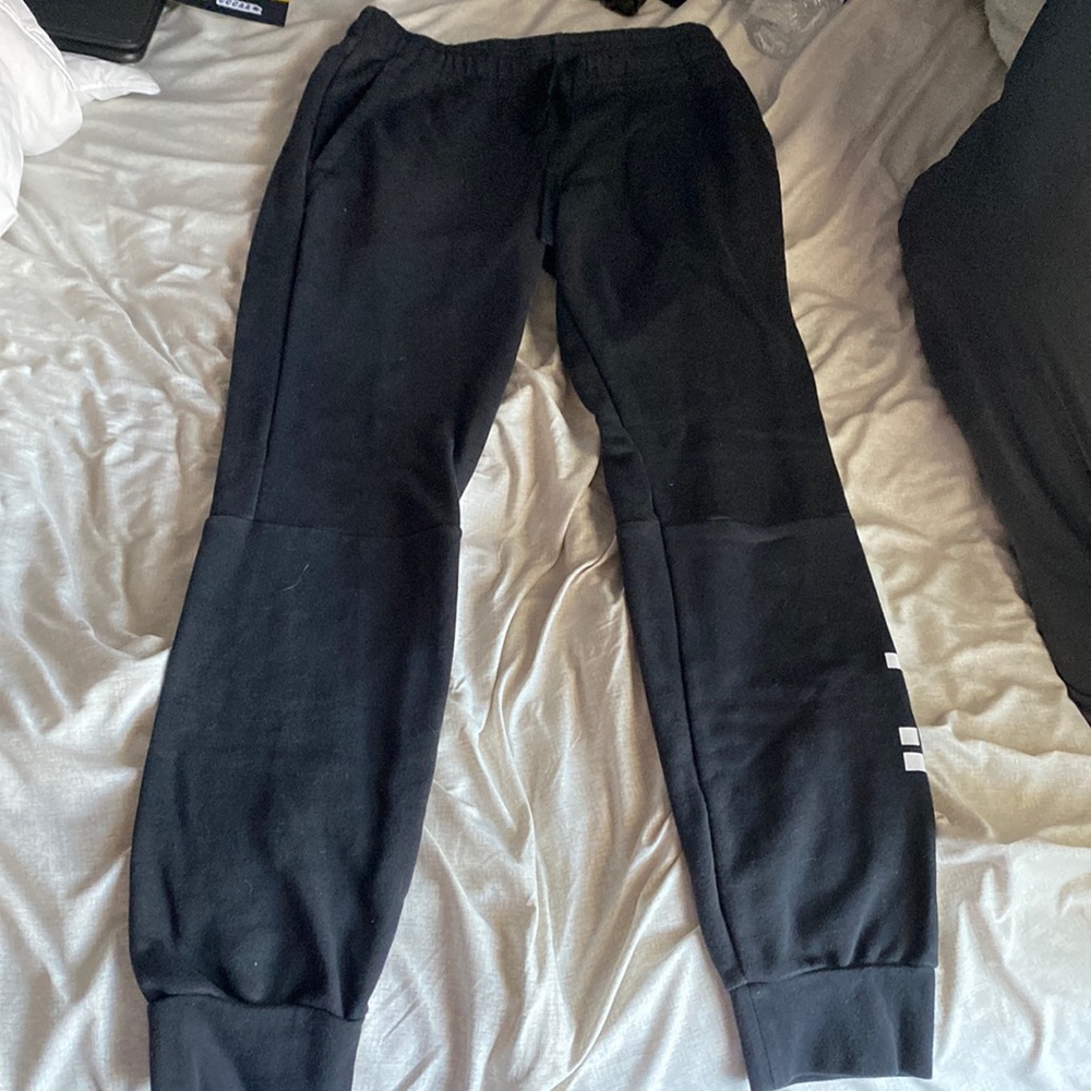 Adidas sweats black